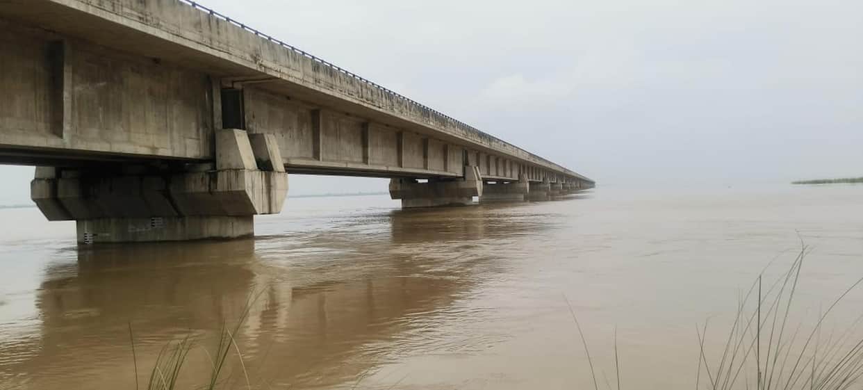 Saryu seven cm away from the red mark
