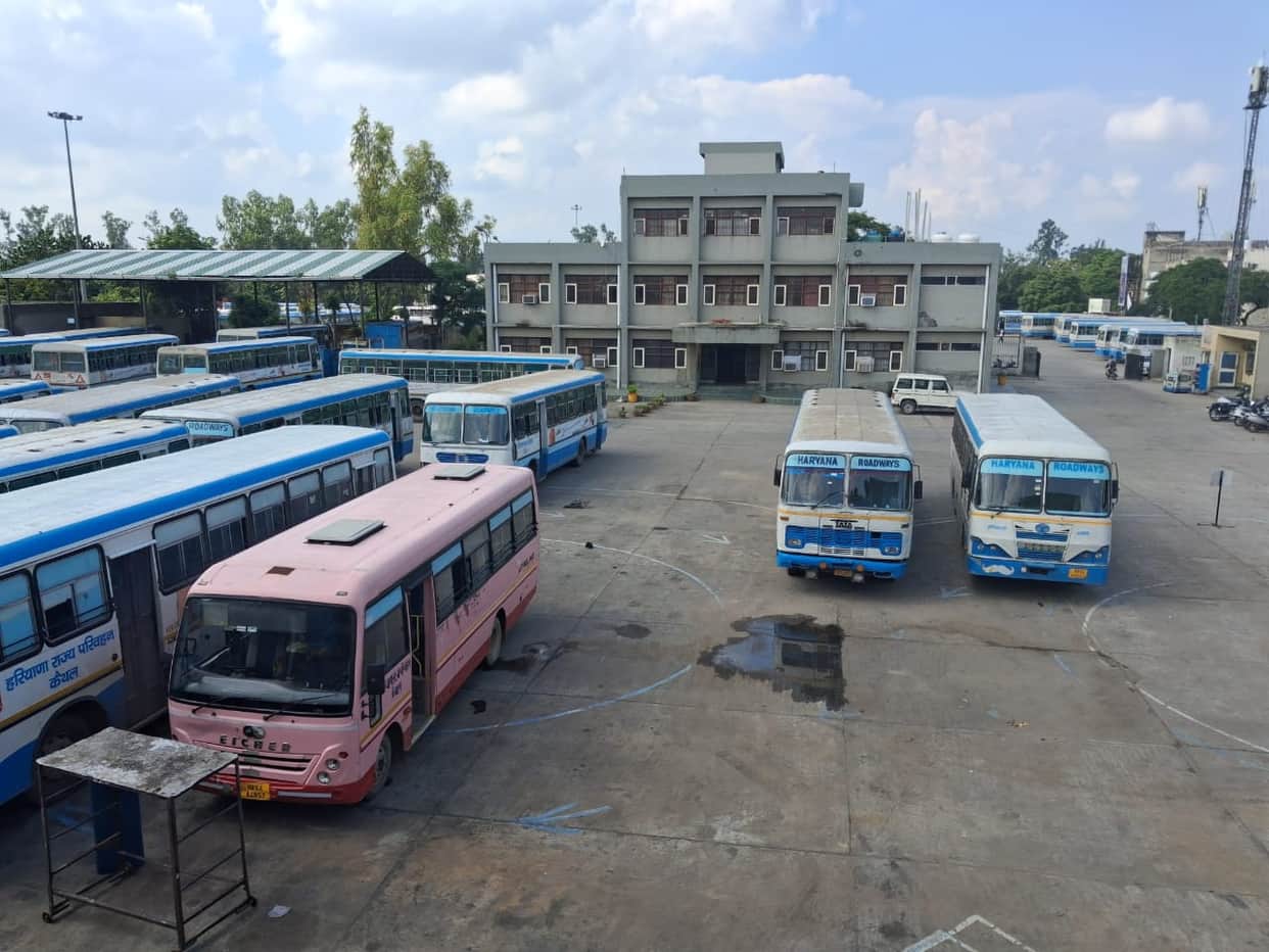 69 buses removed from the fleet in a year; only 152 remain at the depot.