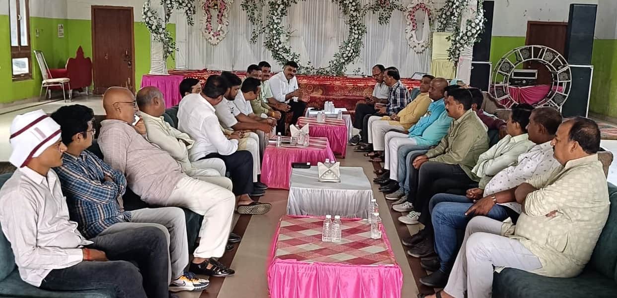 Demand intensifies for installing a statue of Maharaja Pateshwari Prasad at the district entrance