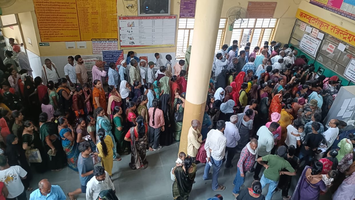 Crowd in the OPD, emergency full, long wait for treatment