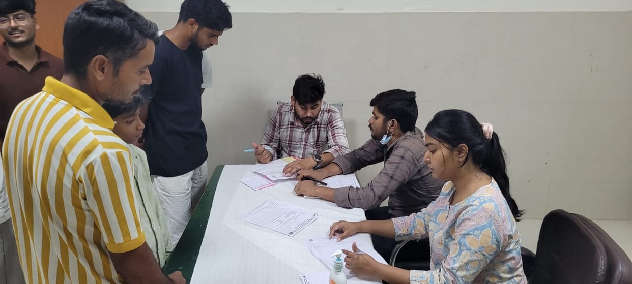 Young man found suffering from malaria at medical college.