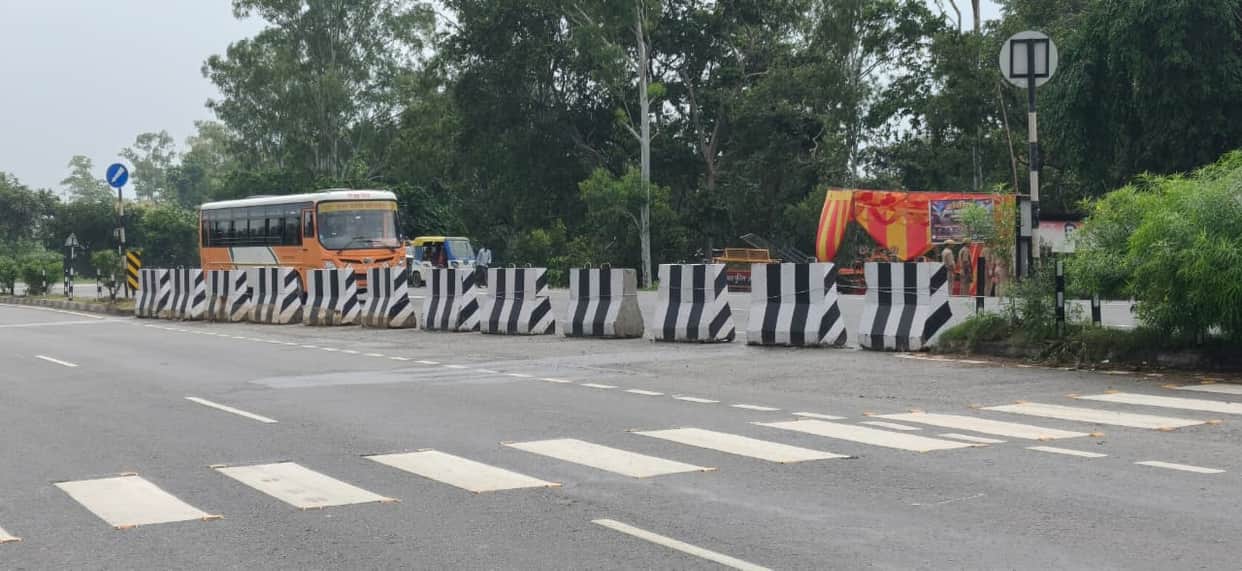 Divider cut closed, increased risky movement on the highway