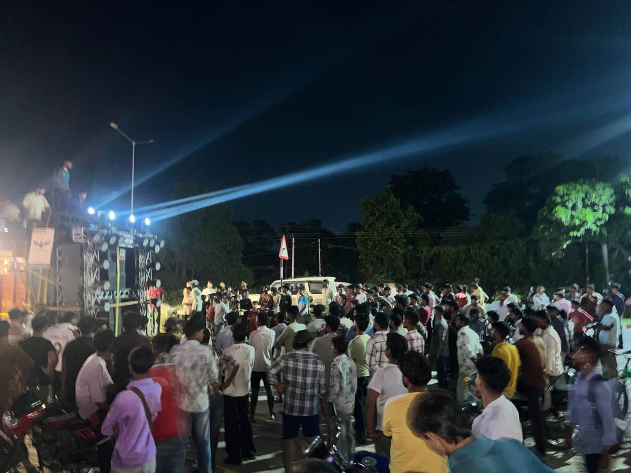 Grand Kalash Yatra taken out in Durga Colony.