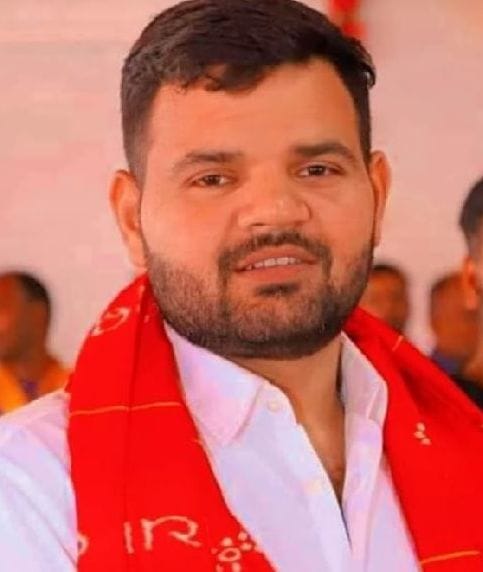 सांसद करण भूषण सिंह।