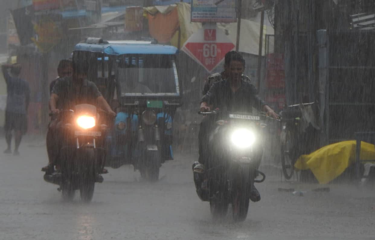 Siddharthnagar News: Bansi records the highest rainfall in the state, setting a record with 242.4 mm