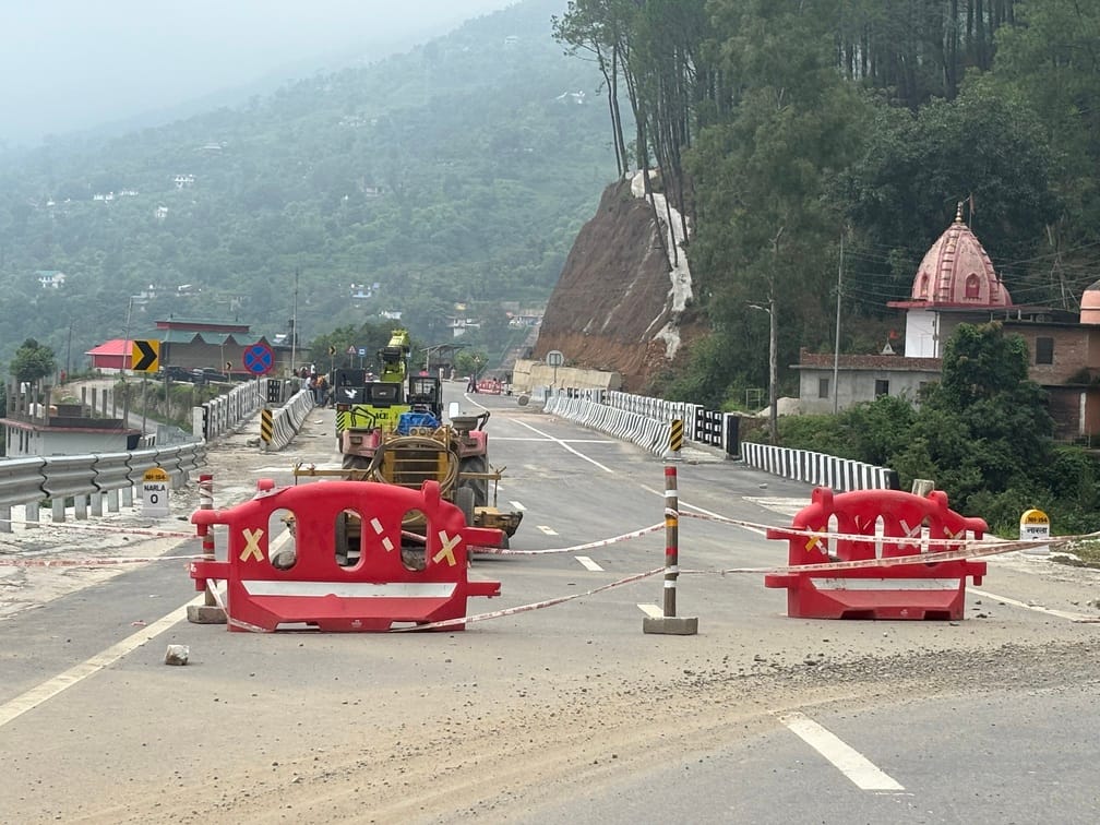 Narla bridge approach road collapses; traffic halted for the fifth time.