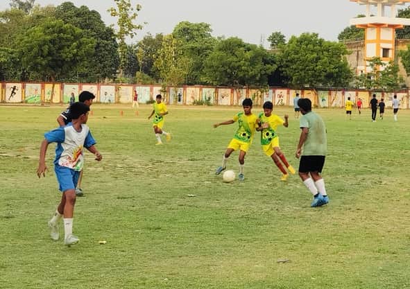 The Khelo India team defeated the stadium team.