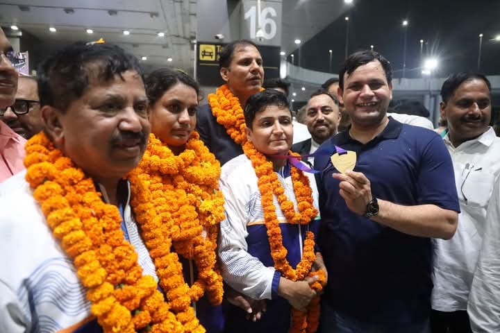 Grand welcome for gold medalist Sharmila Dhankhar in Delhi.
