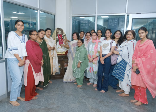 Sonipat News: हवन के साथ जीवीएम में नए शिक्षण सत्र का शुभारंभ