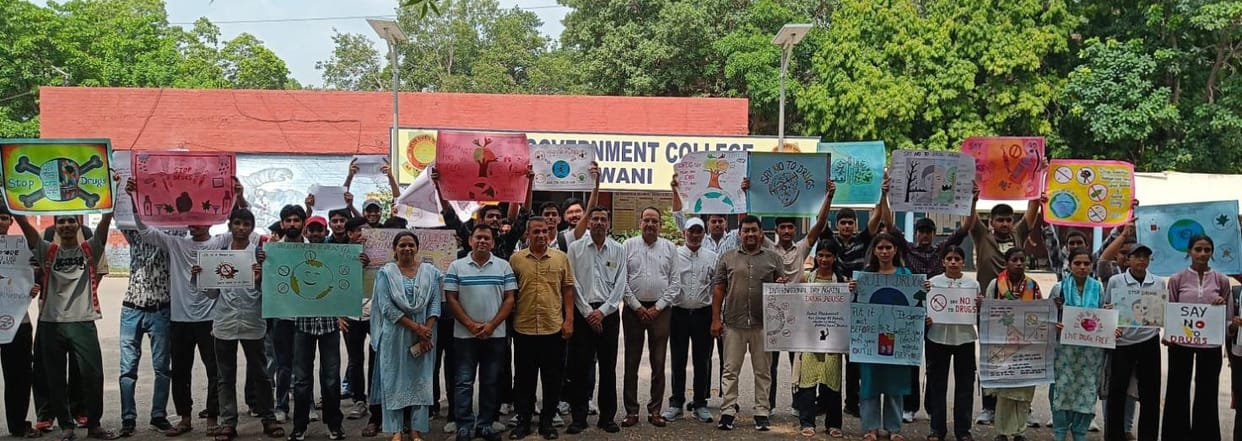 The youth pledged to stay away from drugs.