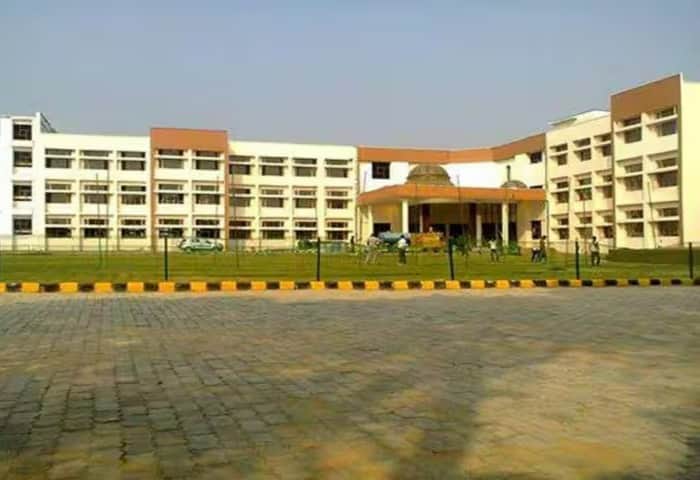 Students at IGU showing interest in vocational courses and moving away from Hindi.