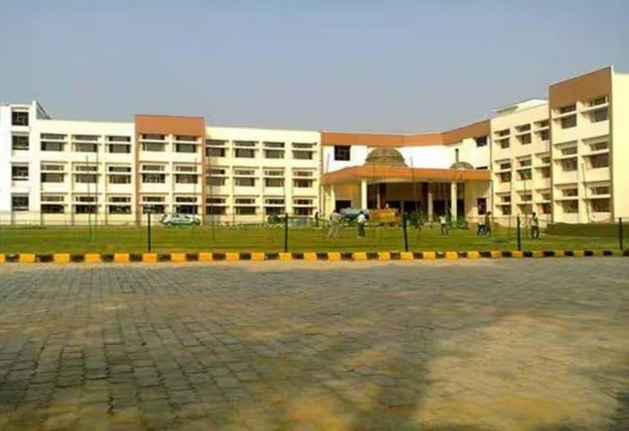 Students at IGU showing interest in vocational courses and moving away from Hindi.