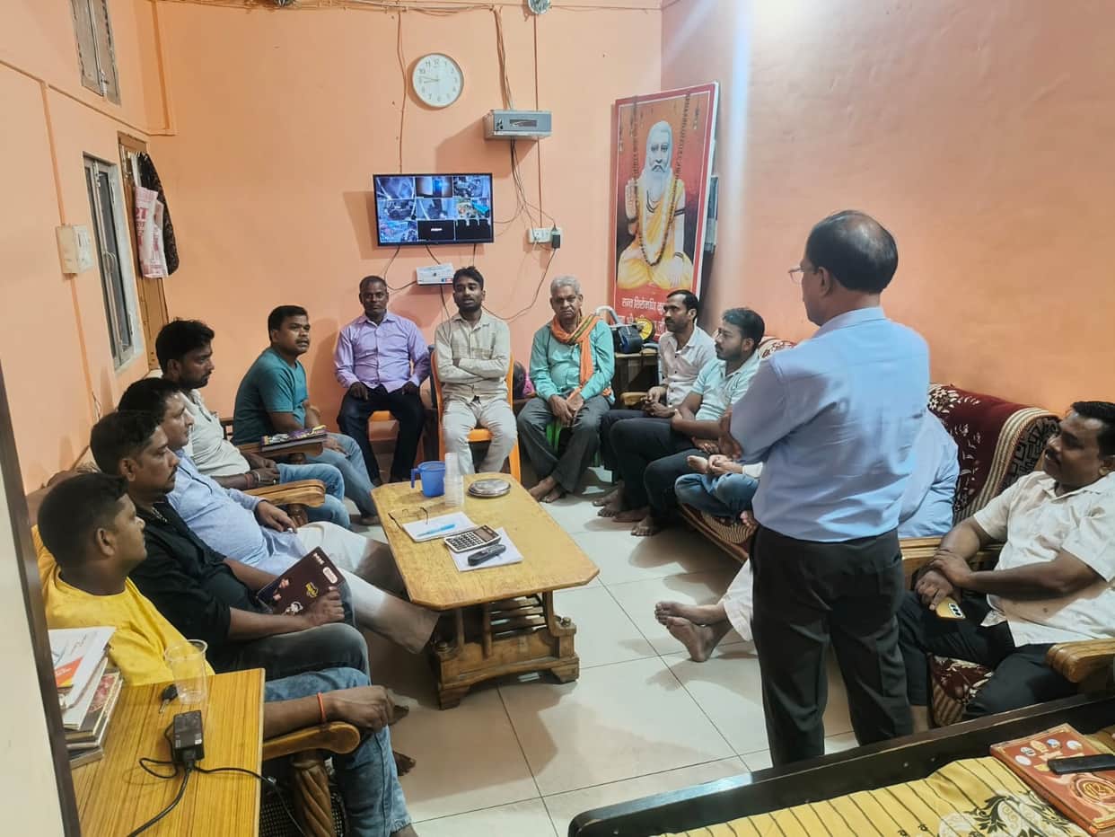 Consensus reached on organizing Shravani Puja at the Madhyadeshiya Vaishya Mahasabha meeting.