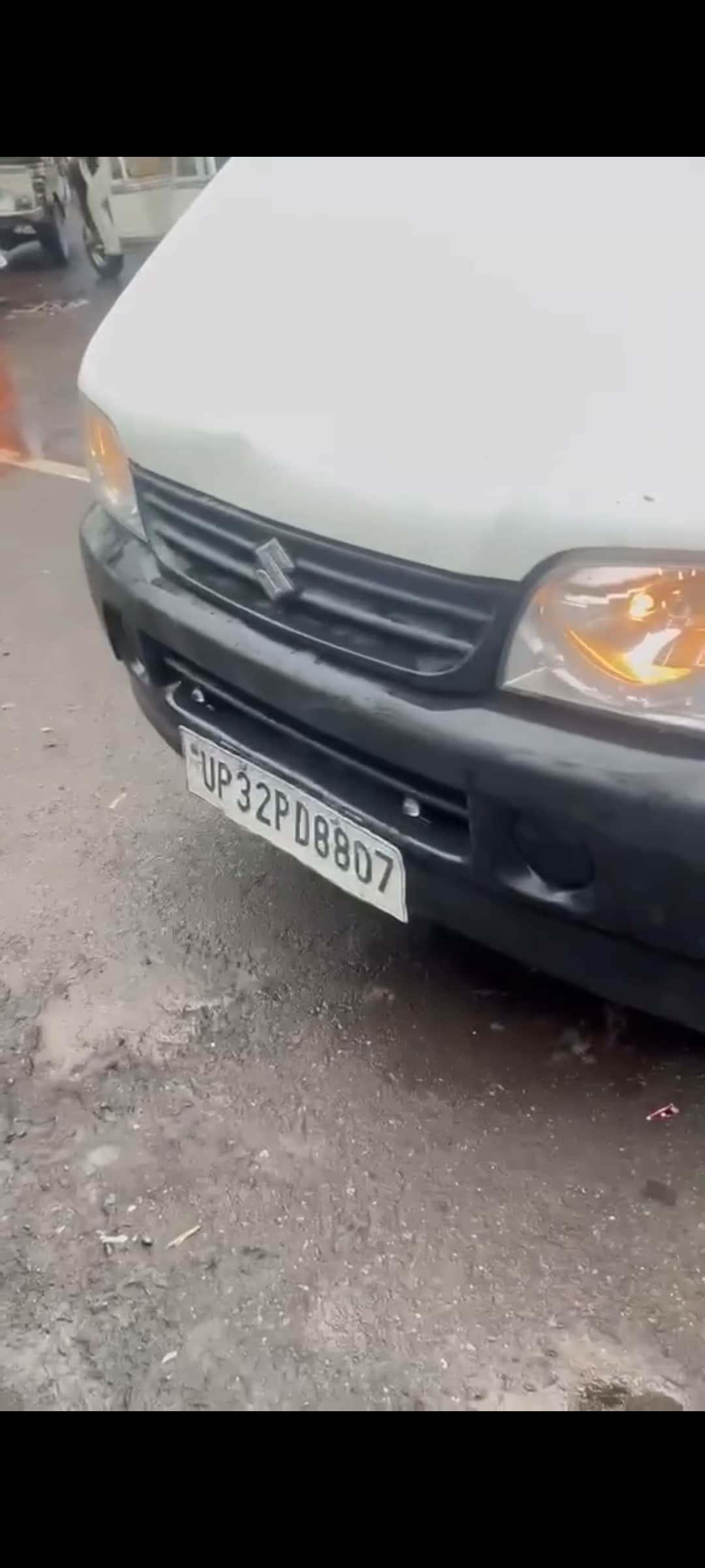 Kanwariyas pelted stones at a school van after a minor collision, scaring the girl students