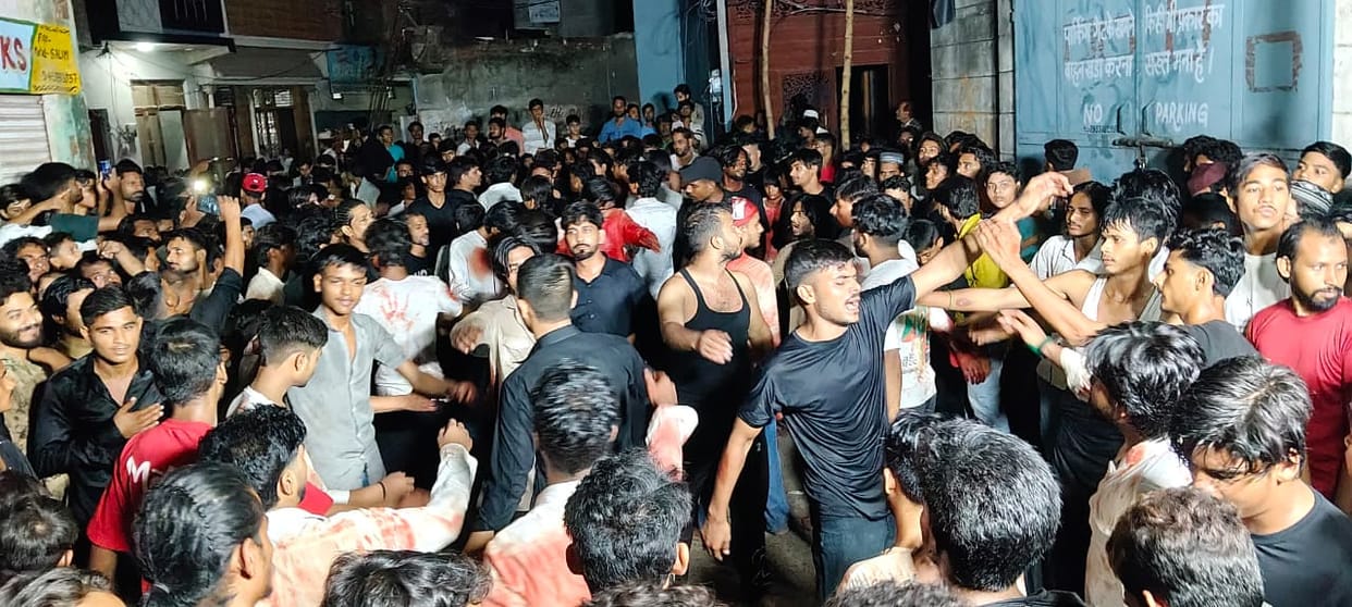 Mourning processions taken out amidst chants of "Ya Hussain."