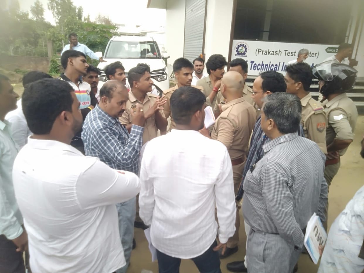 Uproar at recruitment camp over promises of sending people abroad; police take trainer to the station.