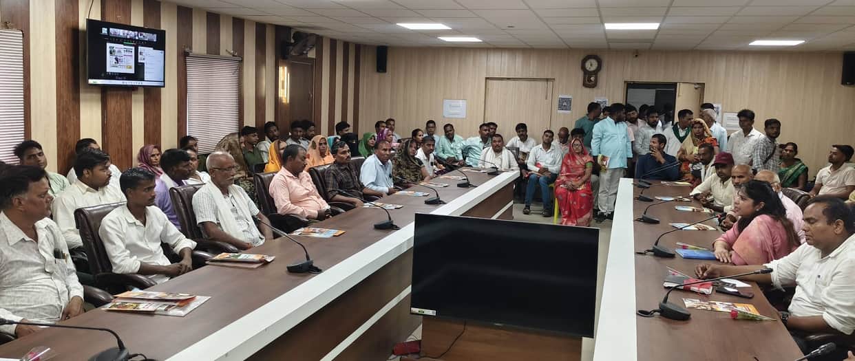 28 farmers selected for modern dairy