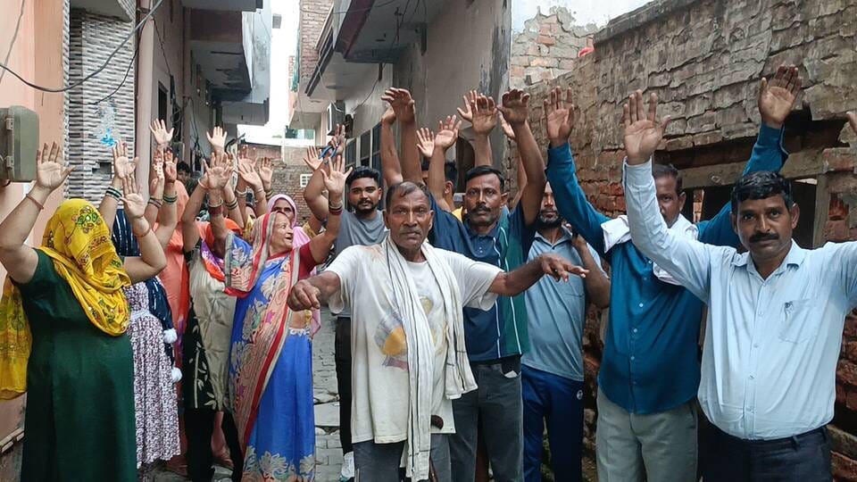 Sewerage stalled in Rajendra Nagar, ward residents worried about waterlogging, expressed anger over the lack of street construction.