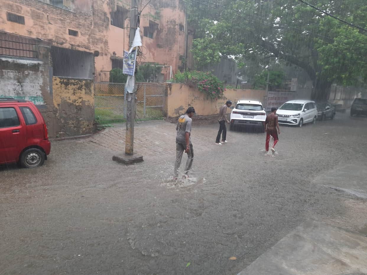Heavy rain lashed Anupshahr and Dibai; sultry conditions persist.