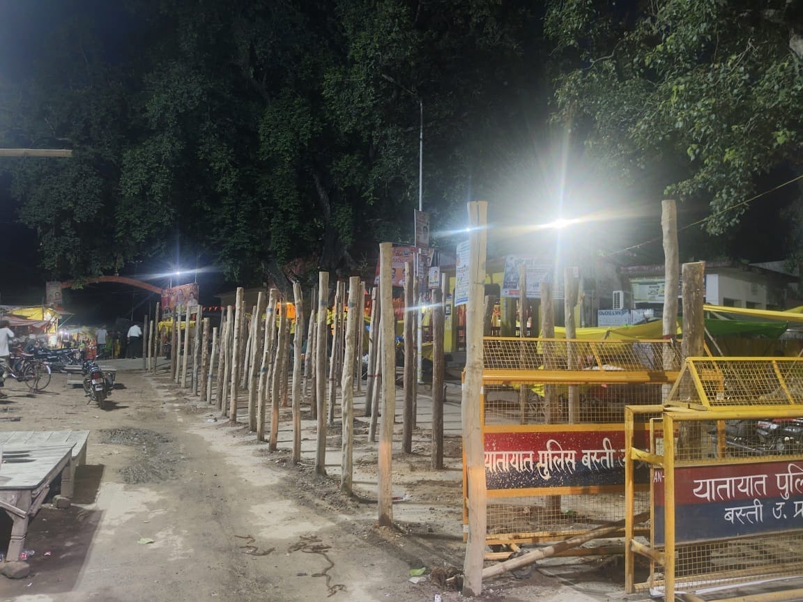 भद्रेश्वरनाथ में कांवड़ उत्सव को लेकर की जा रही तैयारी। संवाद