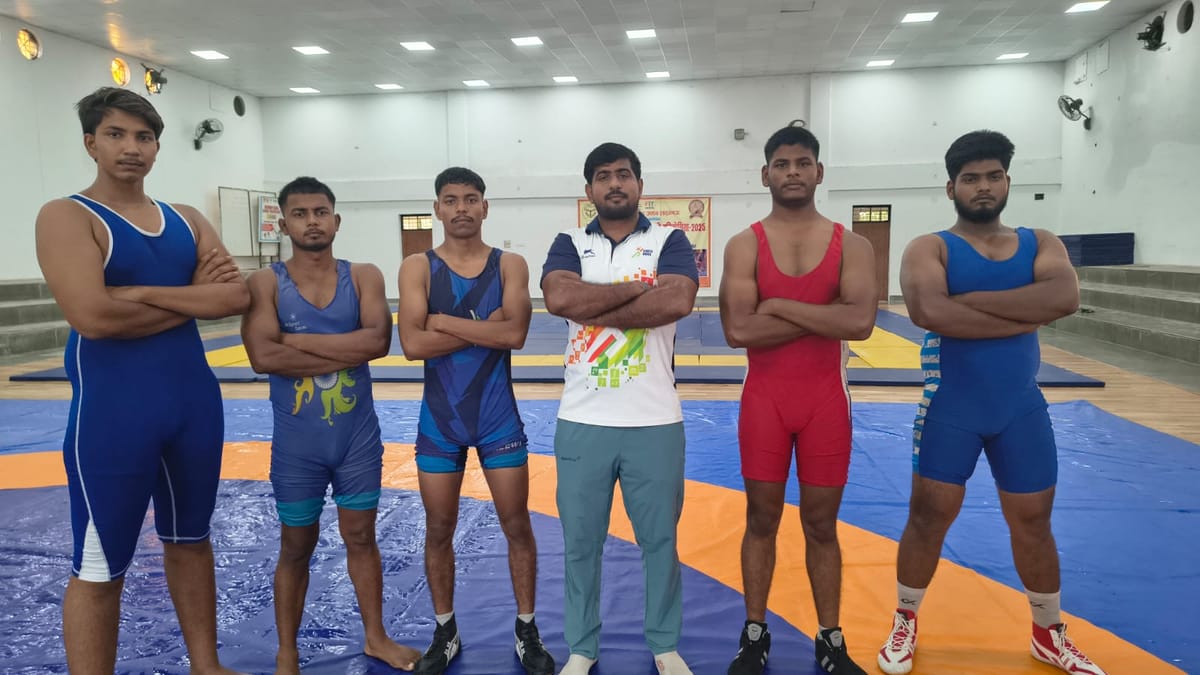 Ambedkar Nagar News: कुश्ती में प्रदेश स्तरीय प्रतियोगिता के लिए पांच पहलवानों ने किया क्वालीफाई