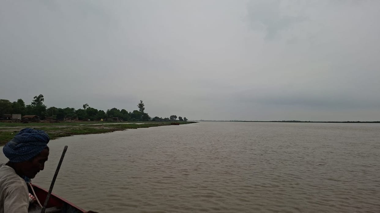 Saryu nears danger mark