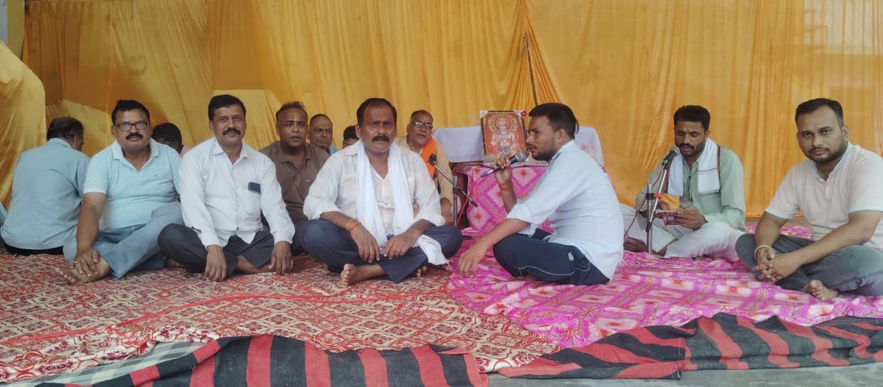 Recitation of Hanuman Chalisa held to celebrate the reconstruction of the boundary wall.