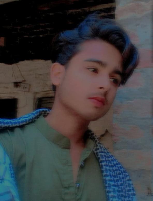 मो. तलहा।