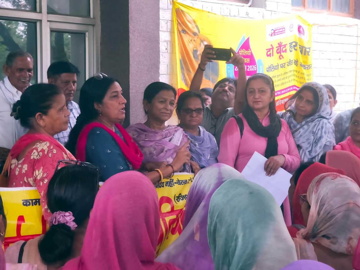 Anganwadi workers protested for their honorarium