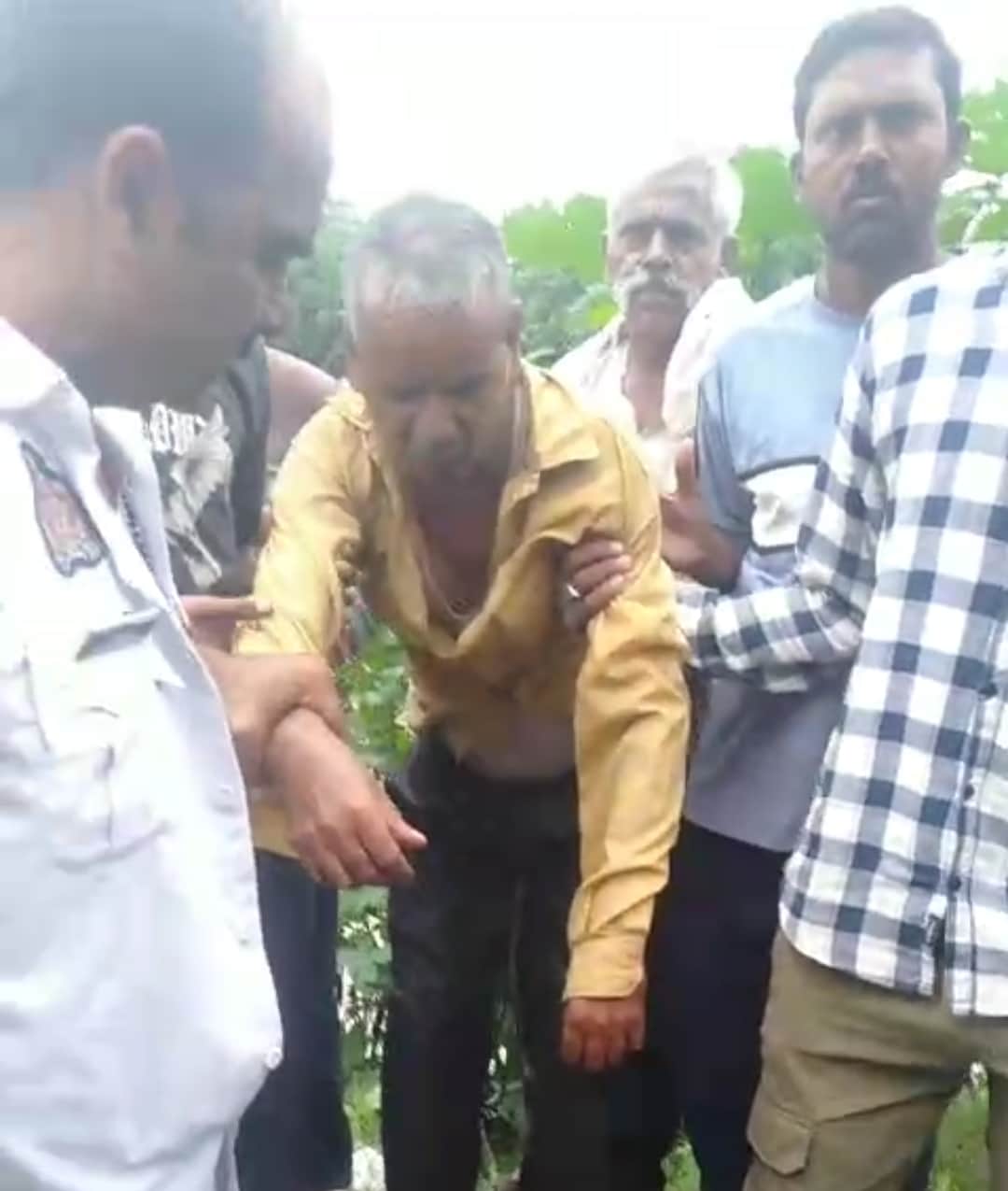 Man distressed by asthma jumps into canal; traffic police personnel save his life.