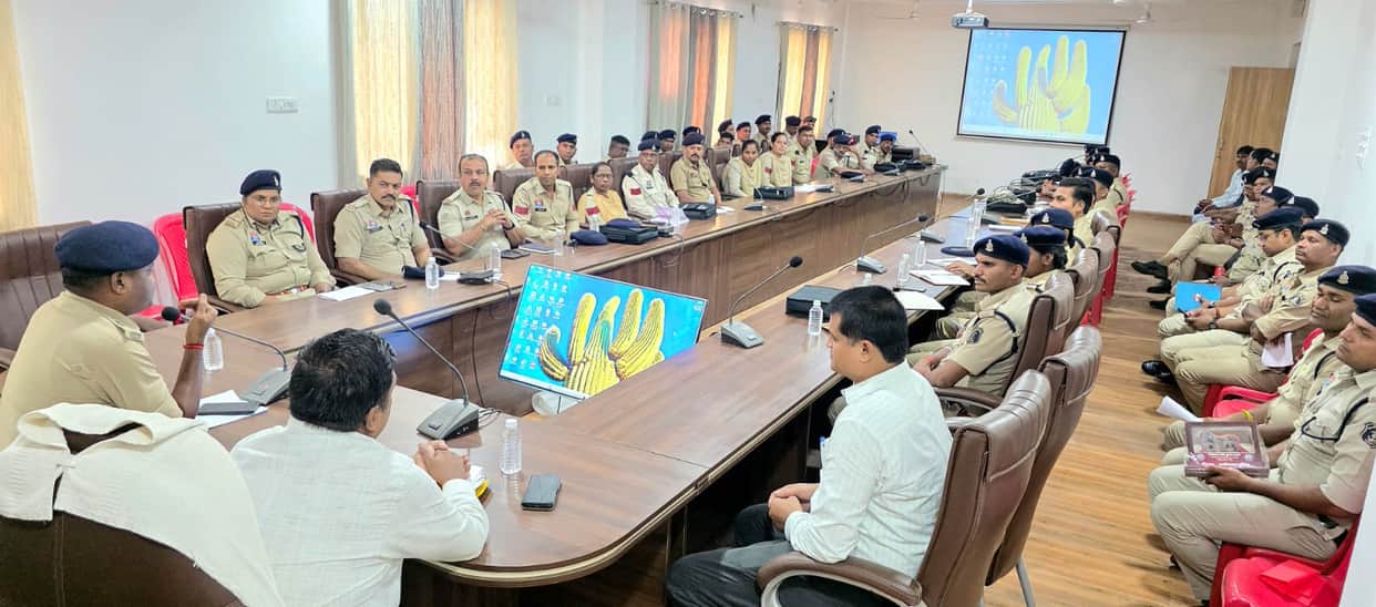 Kabirdham Police Focuses on Scientific Investigation: Crimes to Be Solved Using Fingerprints and Advanced Fore