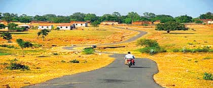 30 dilapidated roads to be renovated; proposal being prepared.
