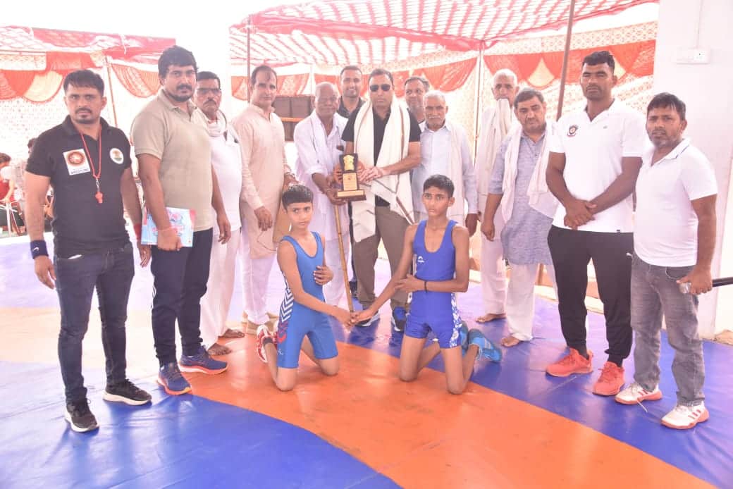 Ravi from Ashwani Akhada won the gold medal in the 65 kg category at the national wrestling championship.