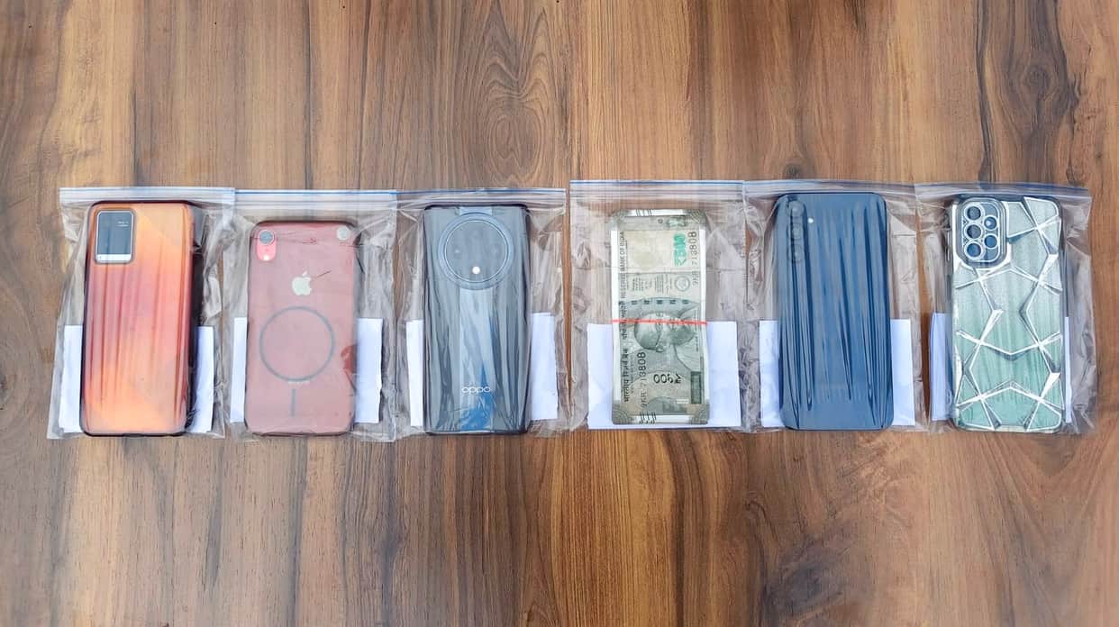 Interstate gang of pickpockets busted; 5 accused and one juvenile arrested.