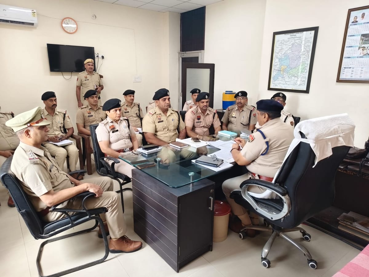 Hisar News: सर्तक रहने और असामाजिक तत्वों पर निगरानी के निर्देश