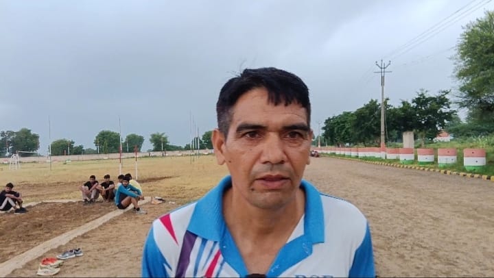 Mahendragarh-Narnaul News: पदक विजेता जगमाल छिल्लर युवाओं को दे रहे निशुल्क खेल प्रशिक्षण