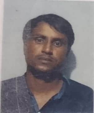 Driver injured in assault overturns with auto-rickshaw; dies.