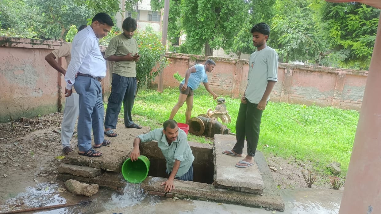 Tank valve faulty; water crisis at Lohia Hospital.