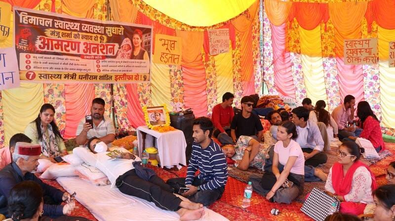 Bunty Saraji remained steadfast on the fourth day of his fast unto death.