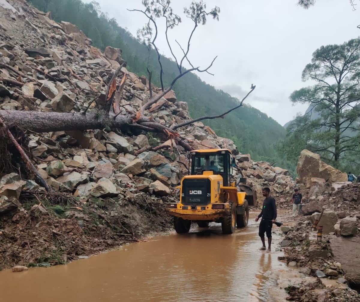 Simli-Almora Highway blocked for 150 meters; essential supplies fail to reach.