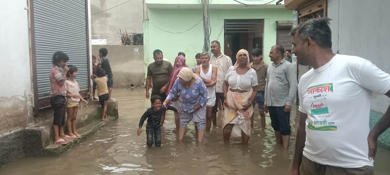 Sewage overflow caused dirty water to enter homes, making life difficult for residents.