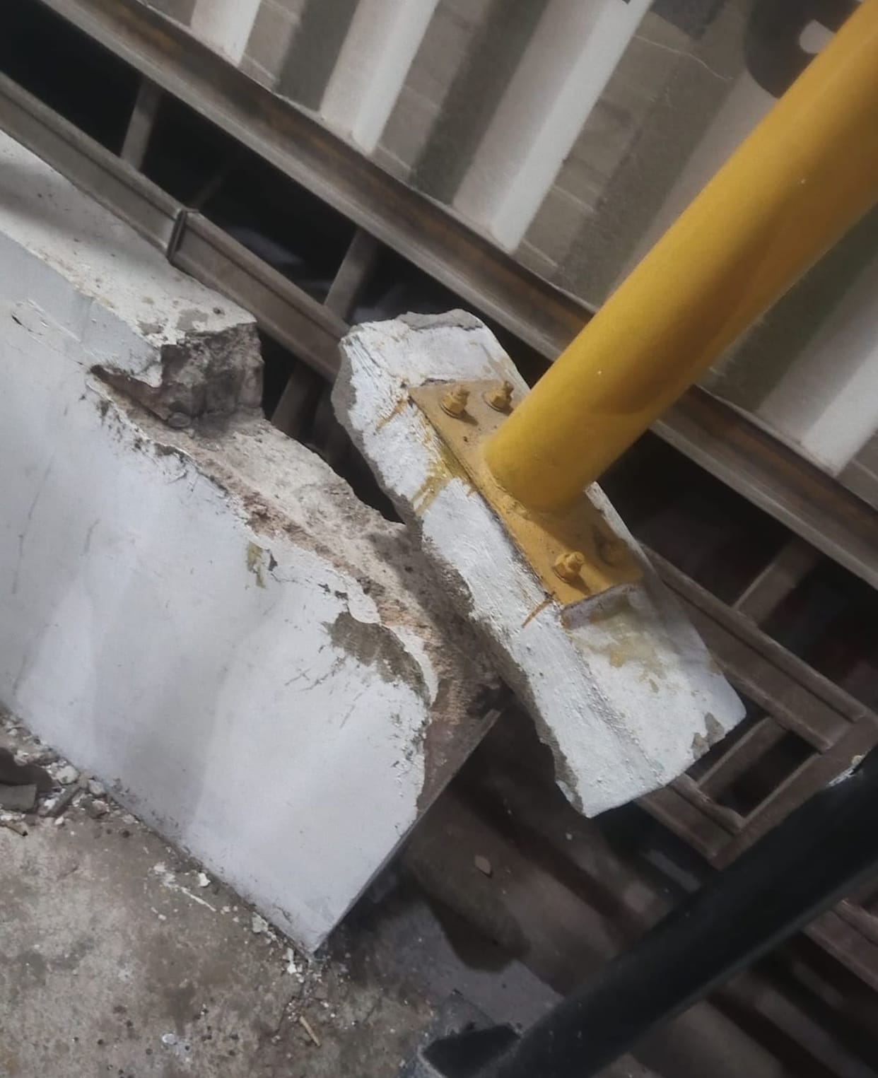 Out-of-control truck rams into Purvanchal Expressway toll booth; toll worker injured
