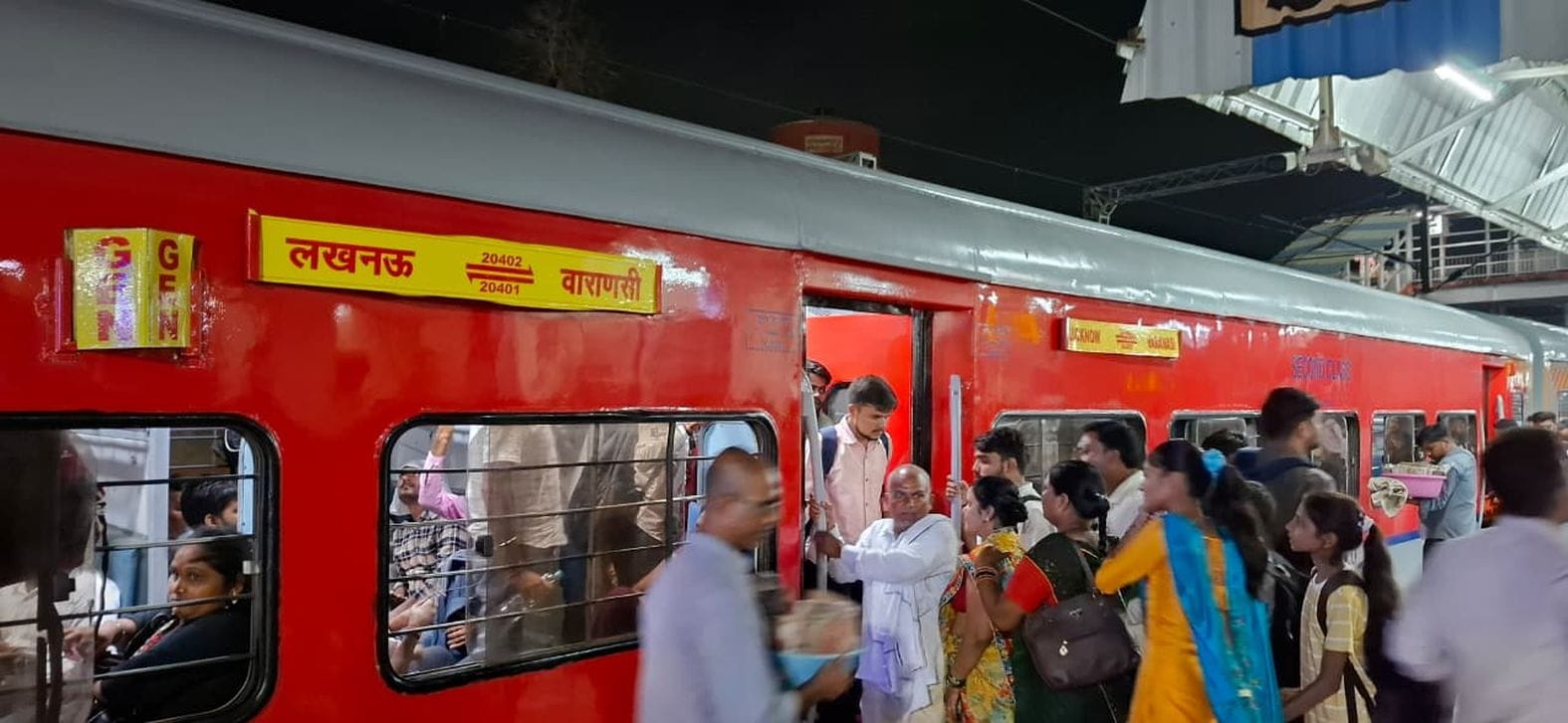 Shuttle Express arrived with LHB coaches