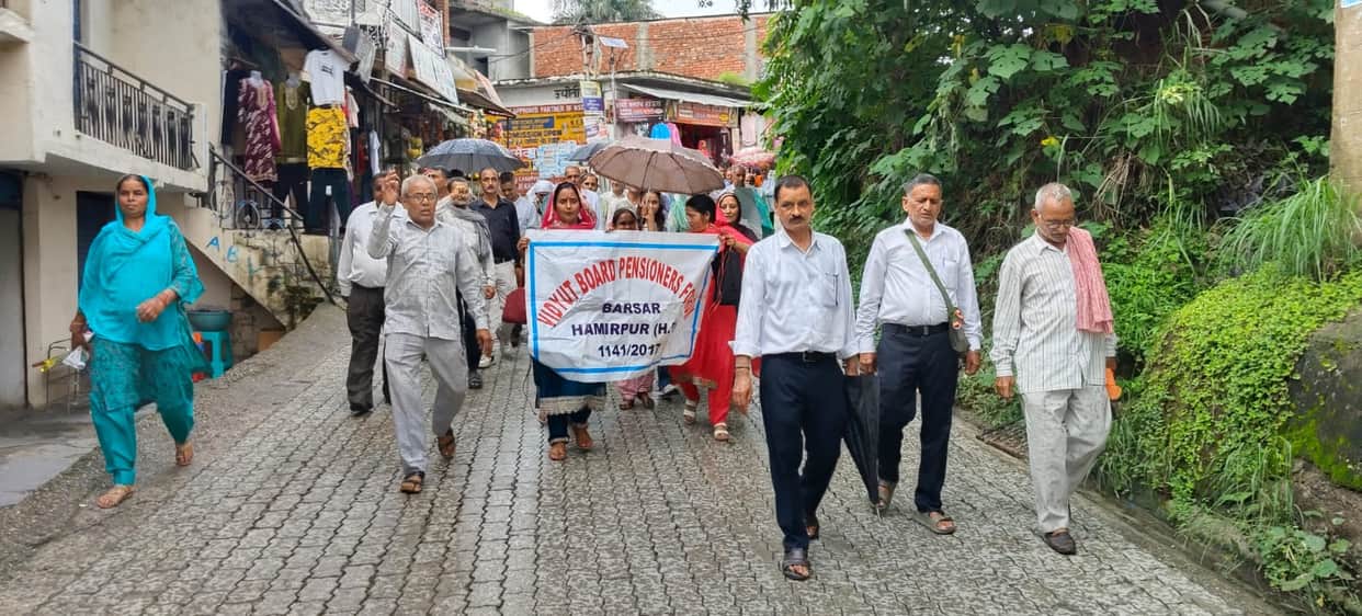 Consumer Welfare Forum organised a rally against the installation of smart meters.