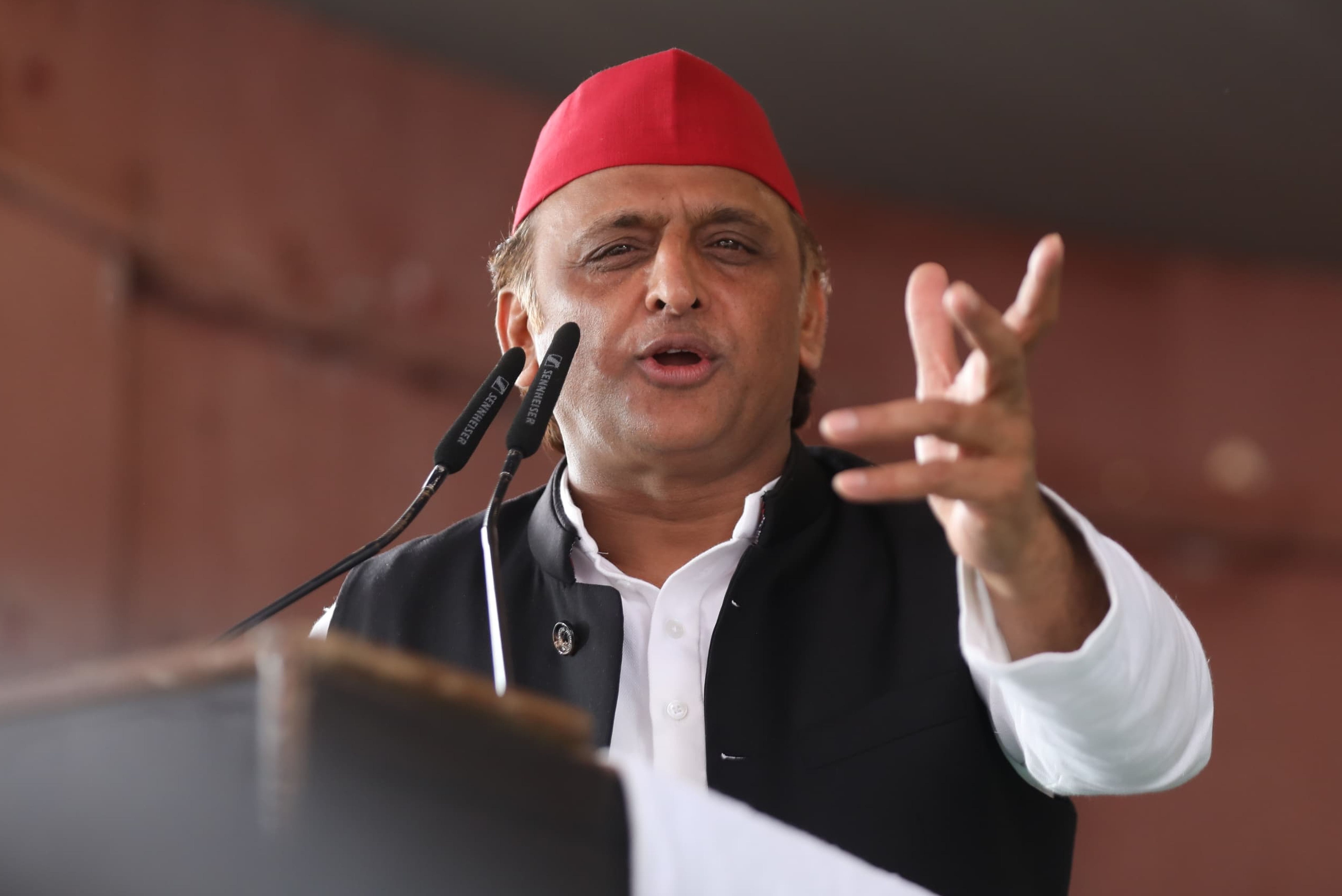 सपा अध्यक्ष अखिलेश यादव।