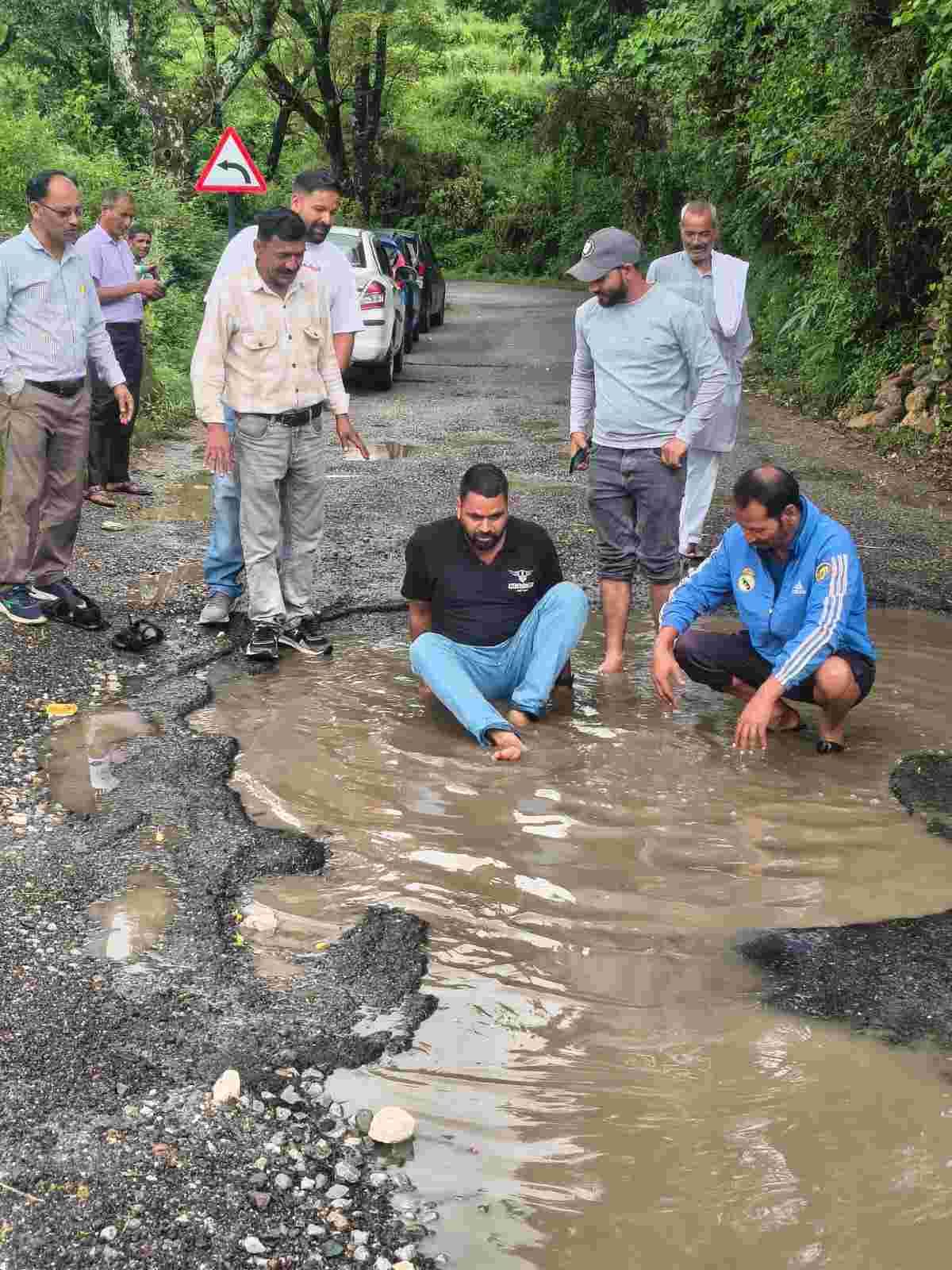 Unique demonstration... Pits were declared swimming pools