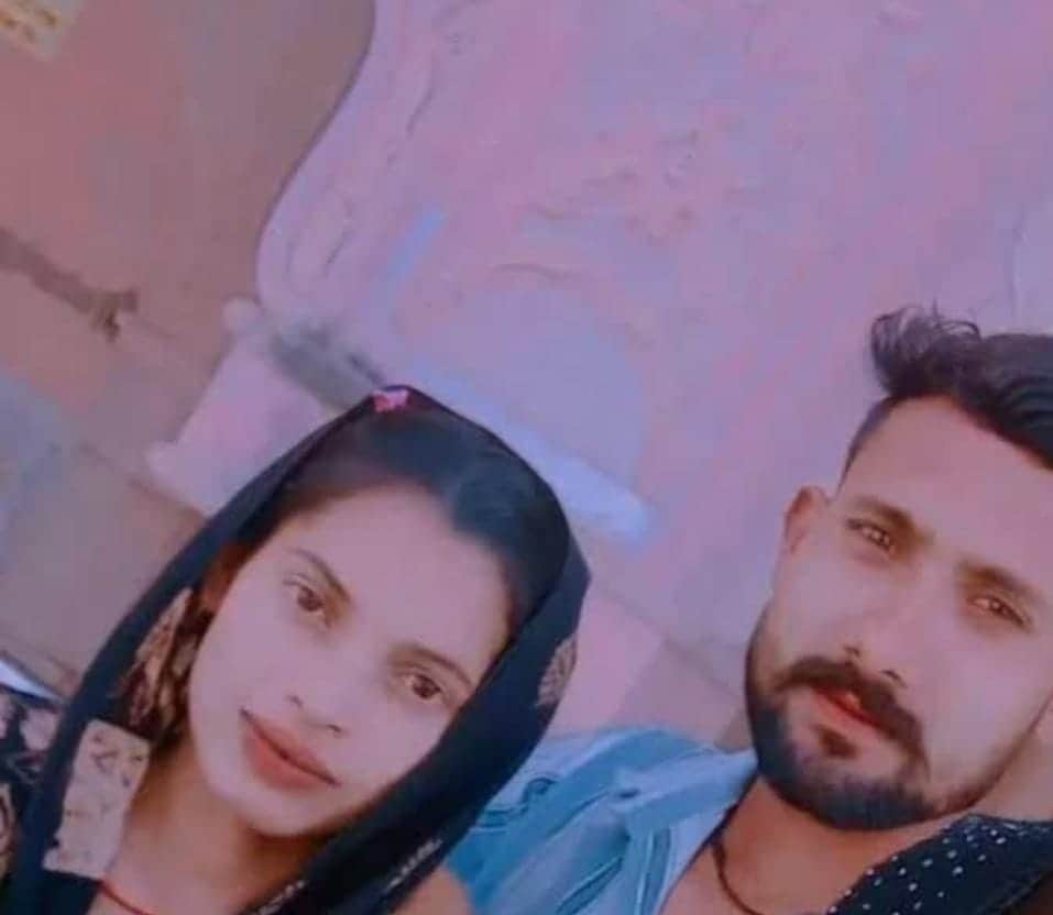 Ankit from Barara and Ranjana from Saharanpur committed suicide by getting hit by a train.