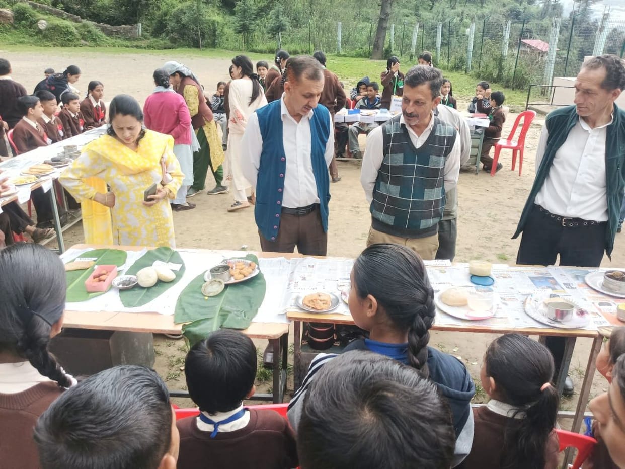 Karuna Sharma won the 'Best Dish' title by making idli