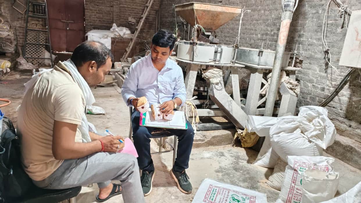 Food safety team raids three flour mills; 1,314 kg of flour seized.