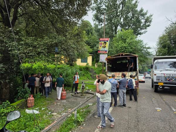 Demand to reduce the period for booking gas cylinder refills